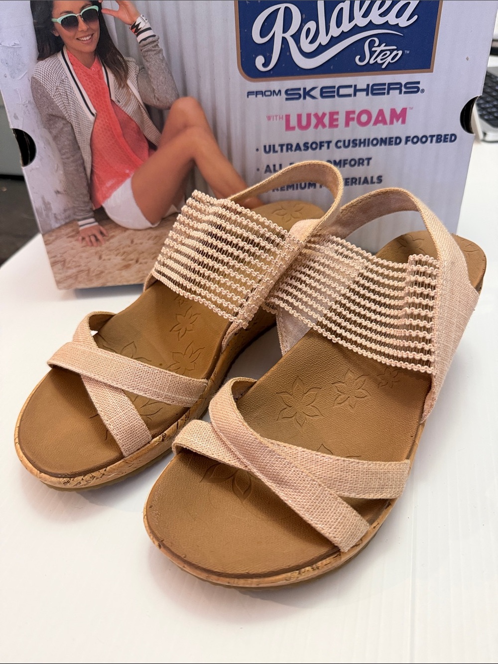 Skechers Women’s Pale Pink Elastic Strap Sandals